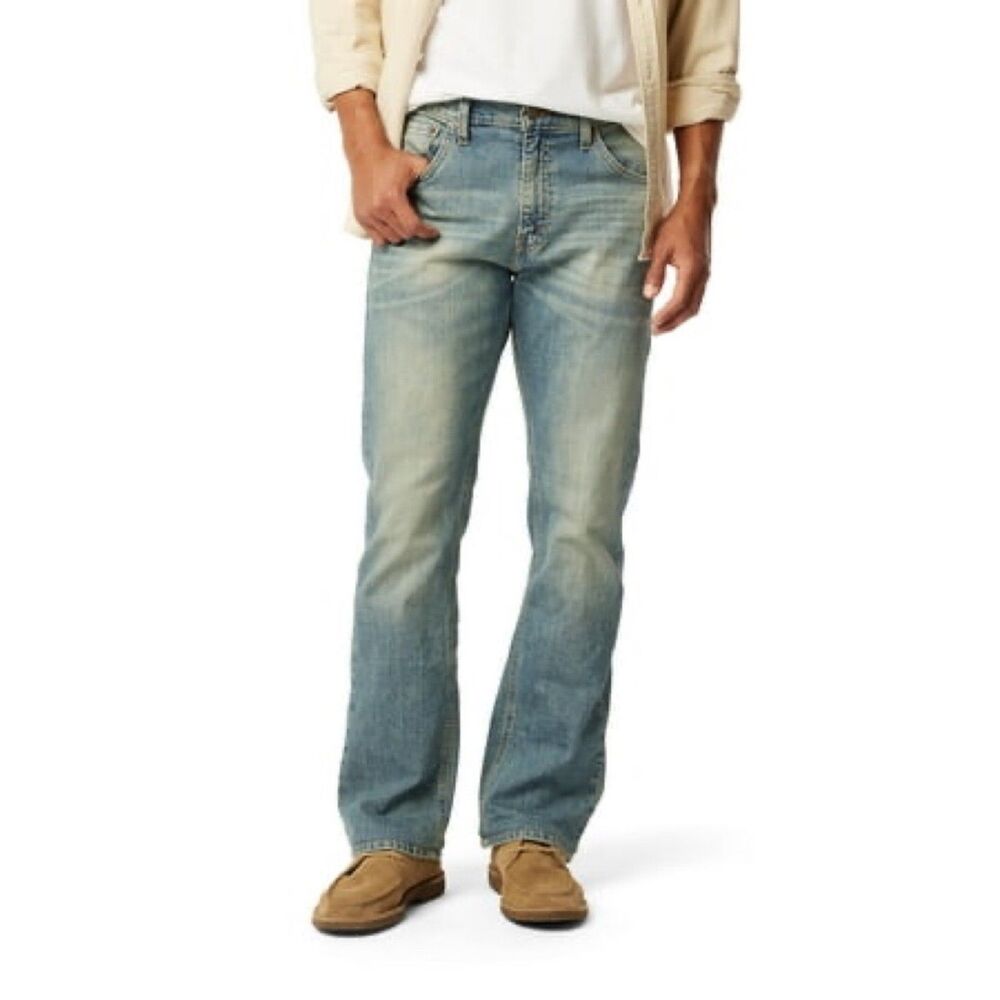 Levi Strauss Signature Men's and Big and Tall Bootcut Jeans 40x30